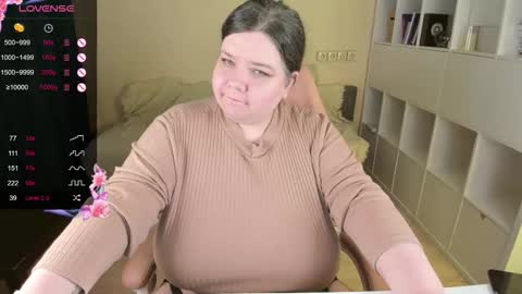 Alice online show from October 12, 7:16 pm