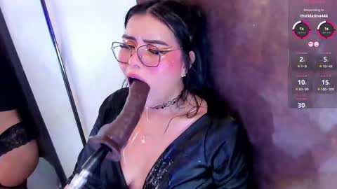 pocahontas_lantina online show from September 29, 4:22 am