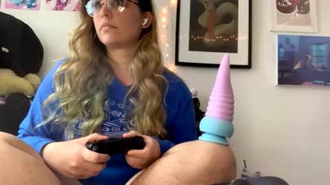 sweet angel baby  online show from February 8, 6:11 pm