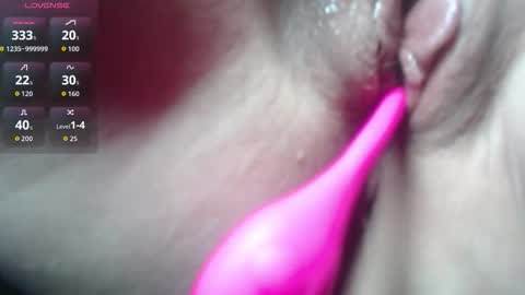 Snapshot of pokemongogame chatting on October 16, 8:25 am Spinners online show from October 16, 8:25 am