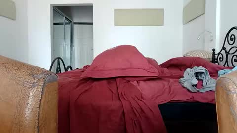 Paul online show from December 18, 11:38 am