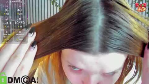 Polly online show from February 1, 1:35 am