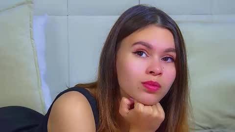 Snapshot of pollylanders chatting on September 19, 8:07 am Polly online show from September 19, 8:07 am