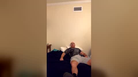 poptart888 online show from February 22, 7:23 am