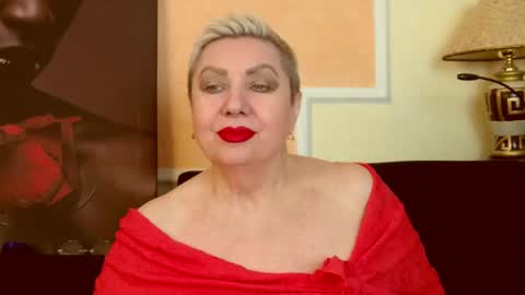 LADY POSH online show from May 12, 6:50 pm