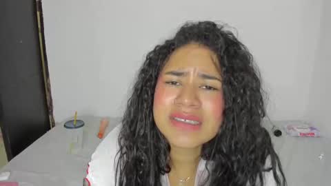 poutyseleny online show from September 21, 12:31 pm