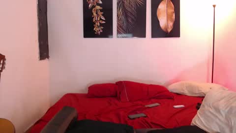 ALEX Y ALEXA online show from January 19, 5:37 am