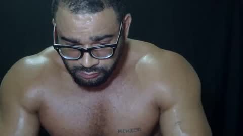 powerdmuscle online show from March 31, 12:33 am