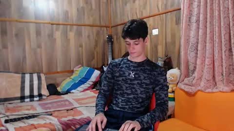 chris independent  online show from February 3, 2:58 am