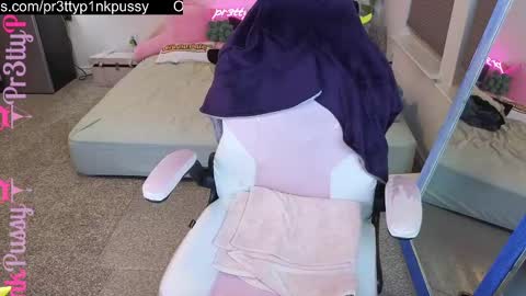 Snapshot of pr3ttyp1nkpussy chatting on February 27, 5:07 am Evangeline Eva Darling online show from February 27, 5:07 am