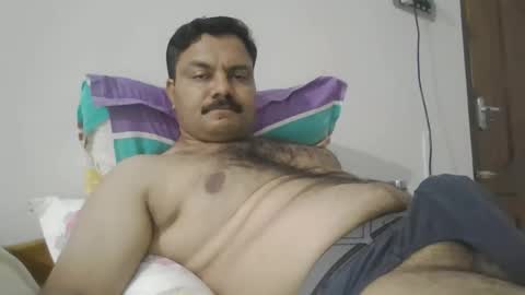 pradeep99107849 online show from September 17, 6:44 pm