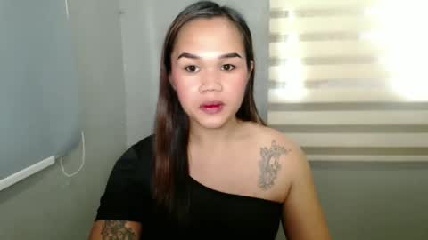 Snapshot of precious_ariah chatting on October 15, 3:21 am Just PRECIOUS  online show from October 15, 3:21 am
