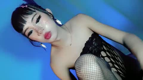 GODDESS PRECIOUS online show from November 24, 2:05 pm