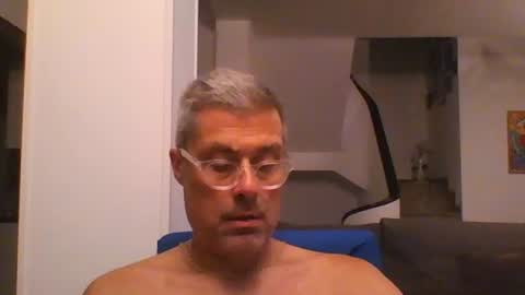 prendimisubito online show from July 21, 11:18 pm