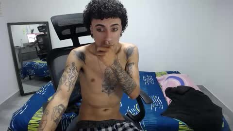 Plux online show from November 20, 5:32 pm