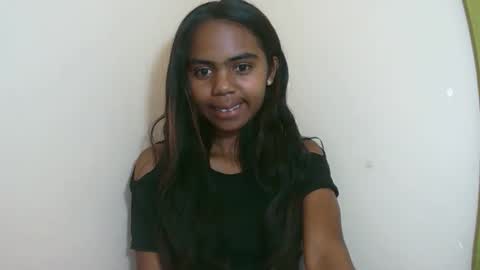 prettiethalia online show from October 16, 11:21 am