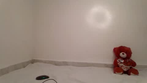 pretty_curvy99 online show from May 8, 10:26 pm