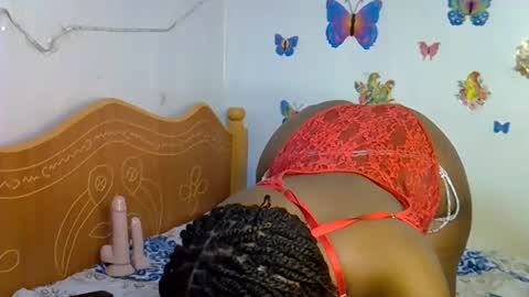 pretty_dey online show from October 31, 3:18 am