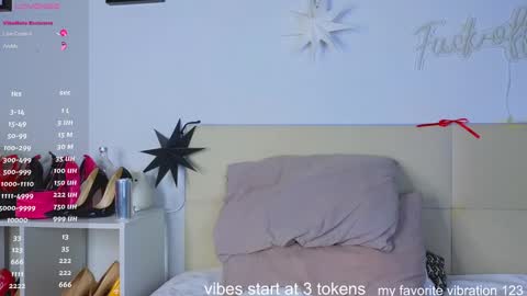 pretty_helga online show from February 3, 8:57 am