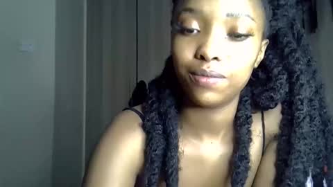 Snapshot of pretty_jazmine chatting on September 13, 6:10 pm Jaz online show from September 13, 6:10 pm
