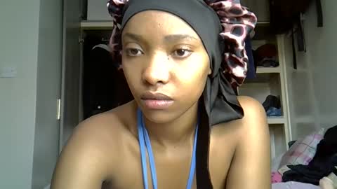 Snapshot of pretty_jazmine chatting on September 22, 7:12 am Jaz online show from September 22, 7:12 am