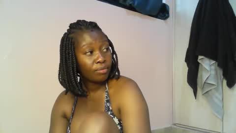 pretty_kylah online show from December 15, 3:57 am