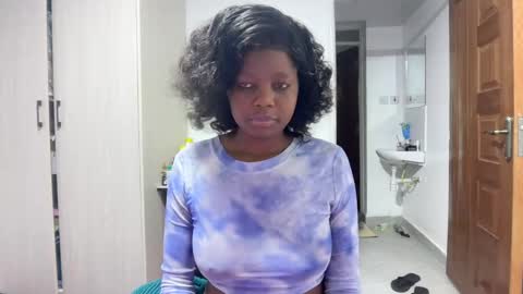 Pretty peaches online show from January 10, 11:54 pm