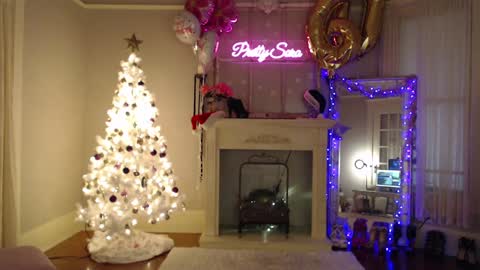 Pretty Sara online show from December 25, 11:20 pm