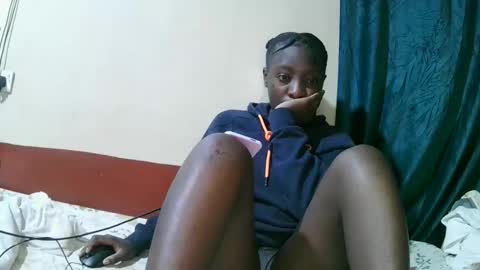 pretty_tiffany1 online show from April 1, 12:55 am