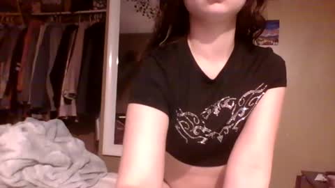 prettybaby22 online show from January 31, 4:14 am