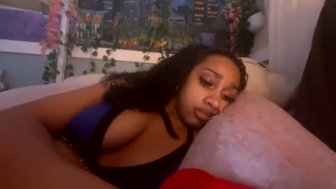 prettyblackgal online show from January 14, 5:26 am