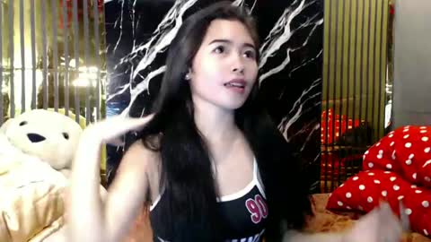 prettycece112 online show from June 20, 9:26 am