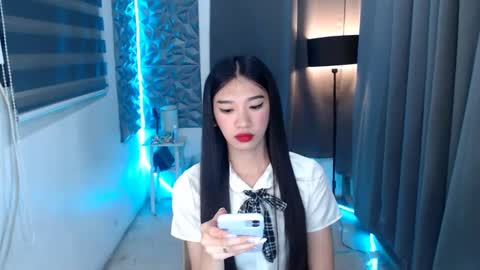 ASHLEY online show from March 9, 12:09 pm