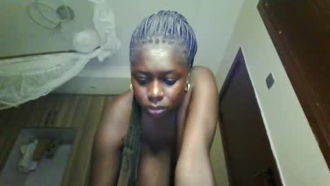 prettydulce online show from March 3, 1:51 pm