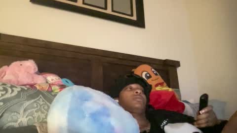 prettyfacefemale online show from April 13, 8:18 am