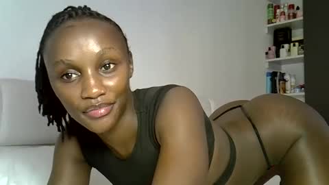 Pretty darkskin doll online show from April 27, 9:40 am