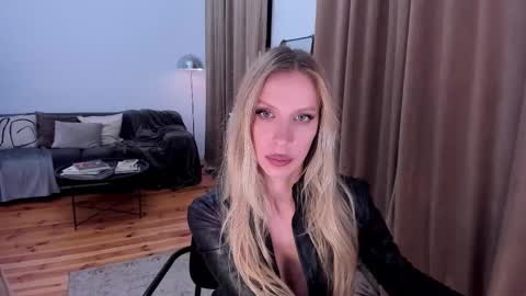 Eva online show from October 30, 1:06 am