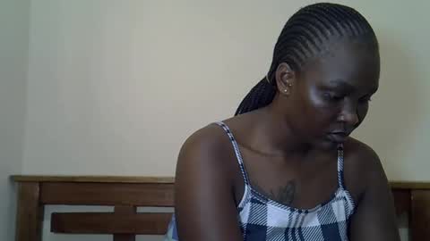 LILIAN online show from May 10, 7:04 am