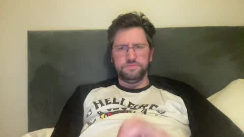 PreviewH online show from April 22, 9:33 pm