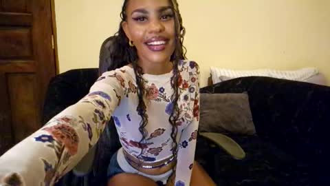priceless_sexy online show from March 13, 11:41 pm