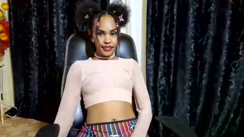 priceless_sexy online show from January 8, 11:41 pm