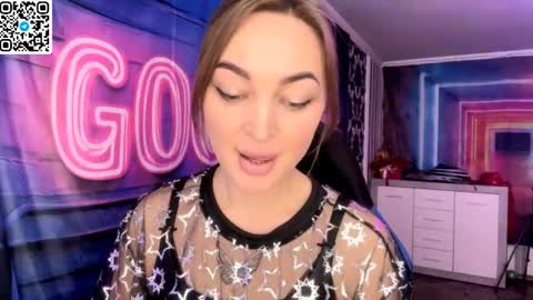 Dariella online show from April 19, 11:11 am