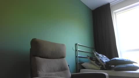 prieslucas068 online show from July 15, 5:45 am