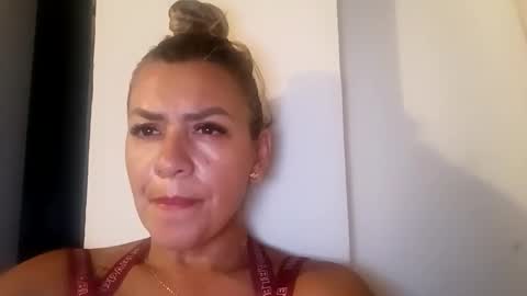 princesita2102 online show from April 8, 1:30 am