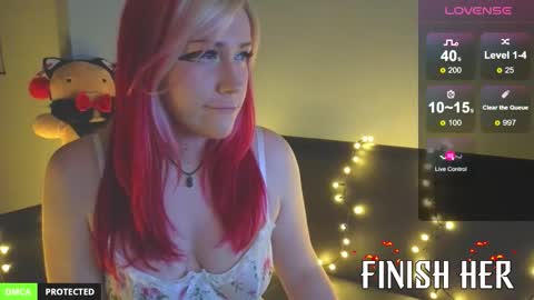 Yo Im Sofiee online show from February 16, 1:20 pm