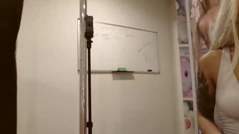 princesskimami online show from September 20, 5:54 am