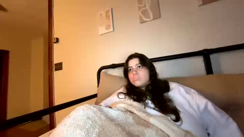 princessviccxo online show from October 10, 6:30 am