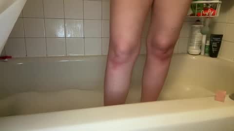 Snapshot of princessoftenis44 chatting on February 28, 10:06 pm princessoftenis44 online show from February 28, 10:06 pm