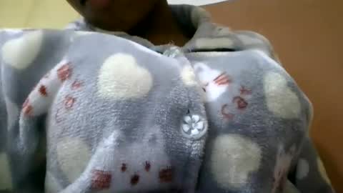 prisca880319 online show from July 20, 10:39 am