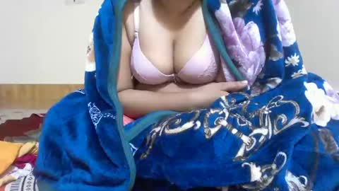 Snapshot of priyonti34 chatting on December 11, 5:25 pm Priyonti ganguli online show from December 11, 5:25 pm